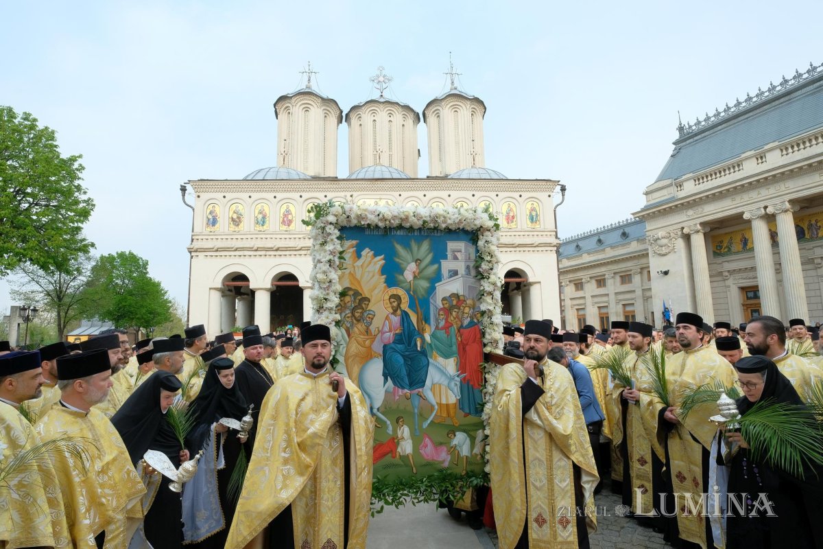 Programul liturgic de la Catedrala Patriarhală în perioada 9 aprilie - 21 aprilie 2023 249523
