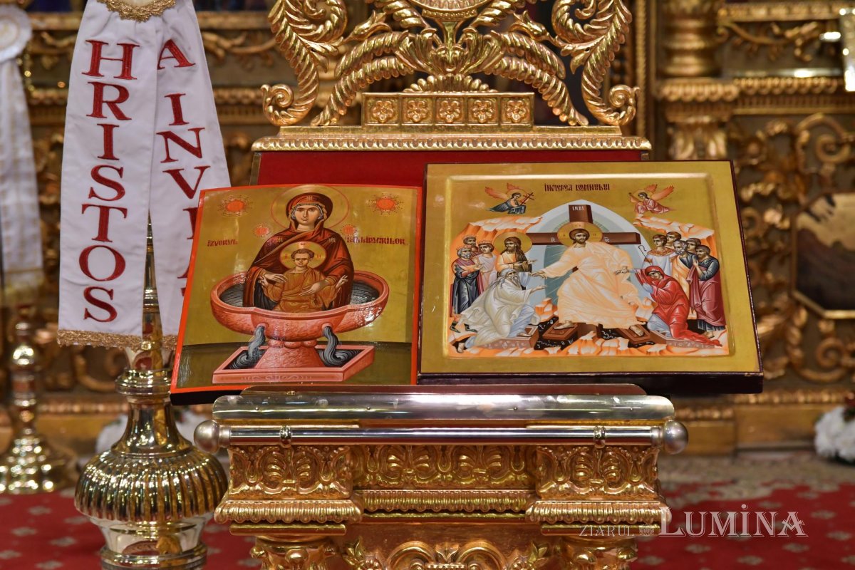 Programul liturgic de la Catedrala Patriarhală în perioada 9 aprilie - 21 aprilie 2023 249529