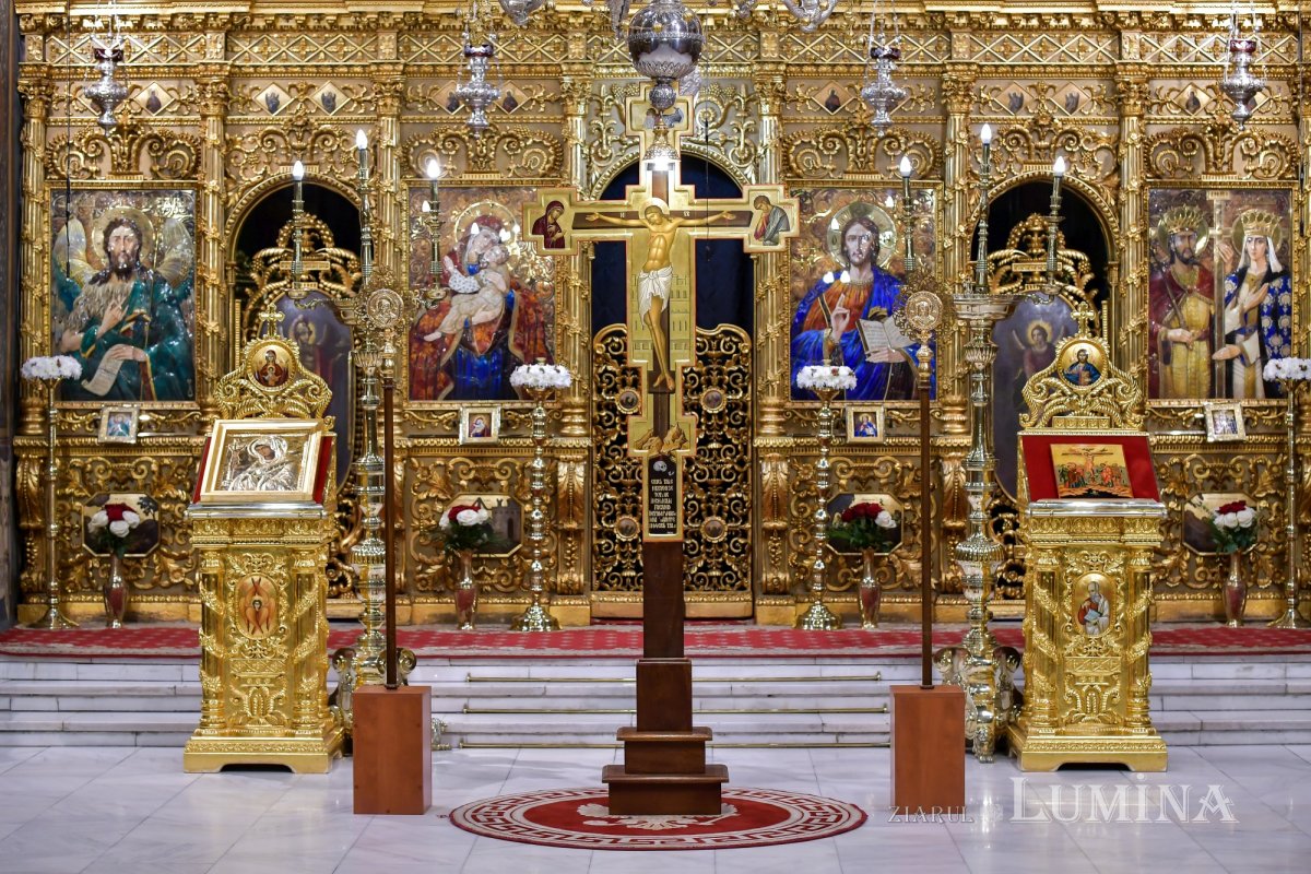 Programul liturgic de la Catedrala Patriarhală în perioada 9 aprilie - 21 aprilie 2023 249564