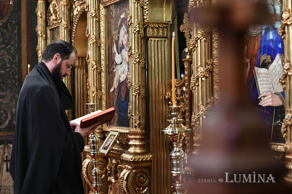 Denia din Sfânta și Marea Miercuri la Catedrala Patriarhală  250061