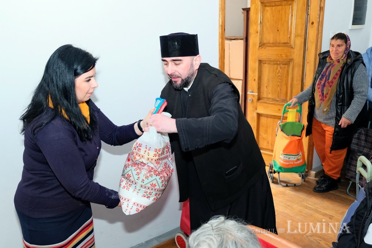 Protoieria Sector 3 Capitală a venit în sprijinul persoanelor nevoiașe 250166