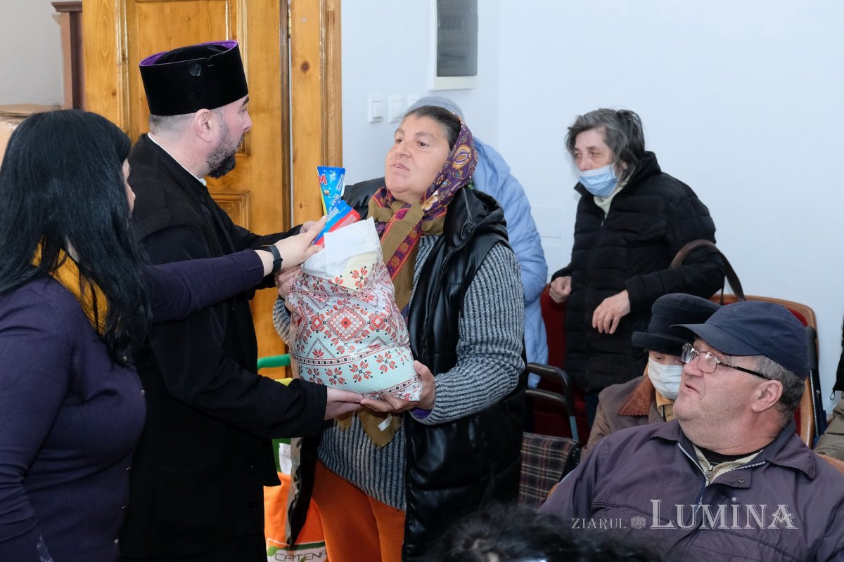 Protoieria Sector 3 Capitală a venit în sprijinul persoanelor nevoiașe 250167