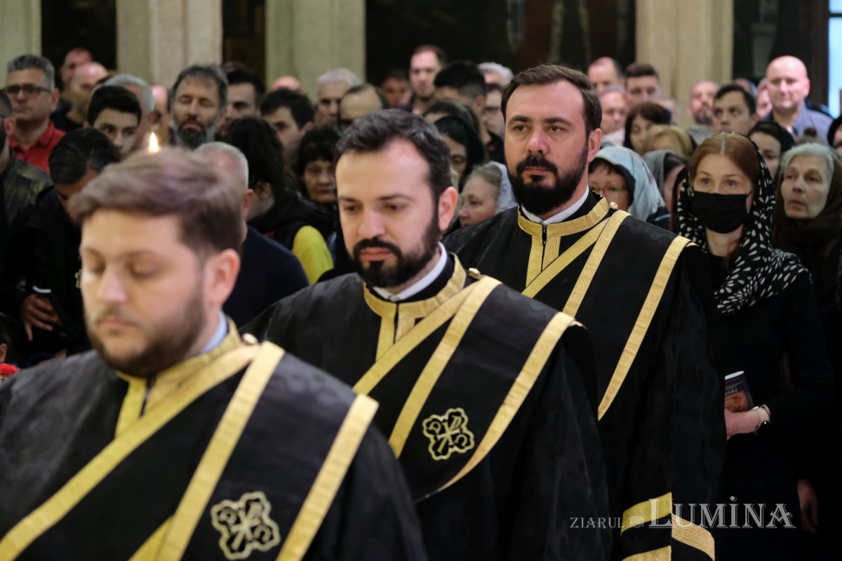 Denia Prohodului Domnului la Catedrala Patriarhală 250483