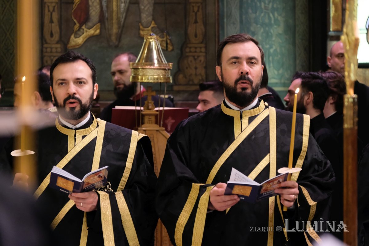 Denia Prohodului Domnului la Catedrala Patriarhală 250487