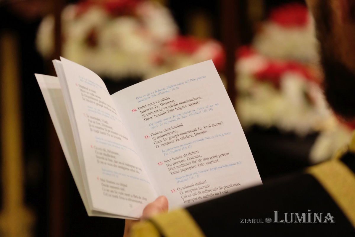 Denia Prohodului Domnului la Catedrala Patriarhală 250494