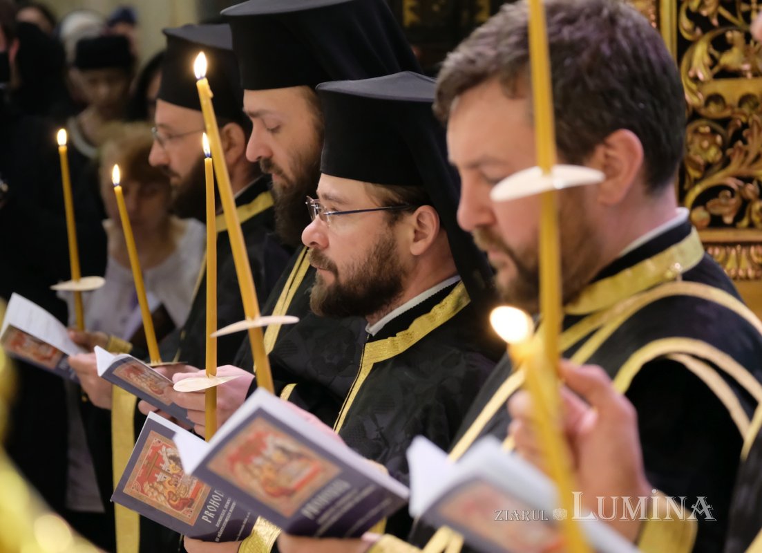 Denia Prohodului Domnului la Catedrala Patriarhală 250496