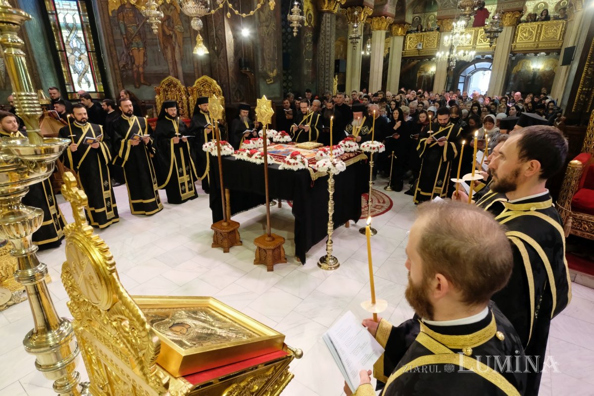 Denia Prohodului Domnului la Catedrala Patriarhală 250497