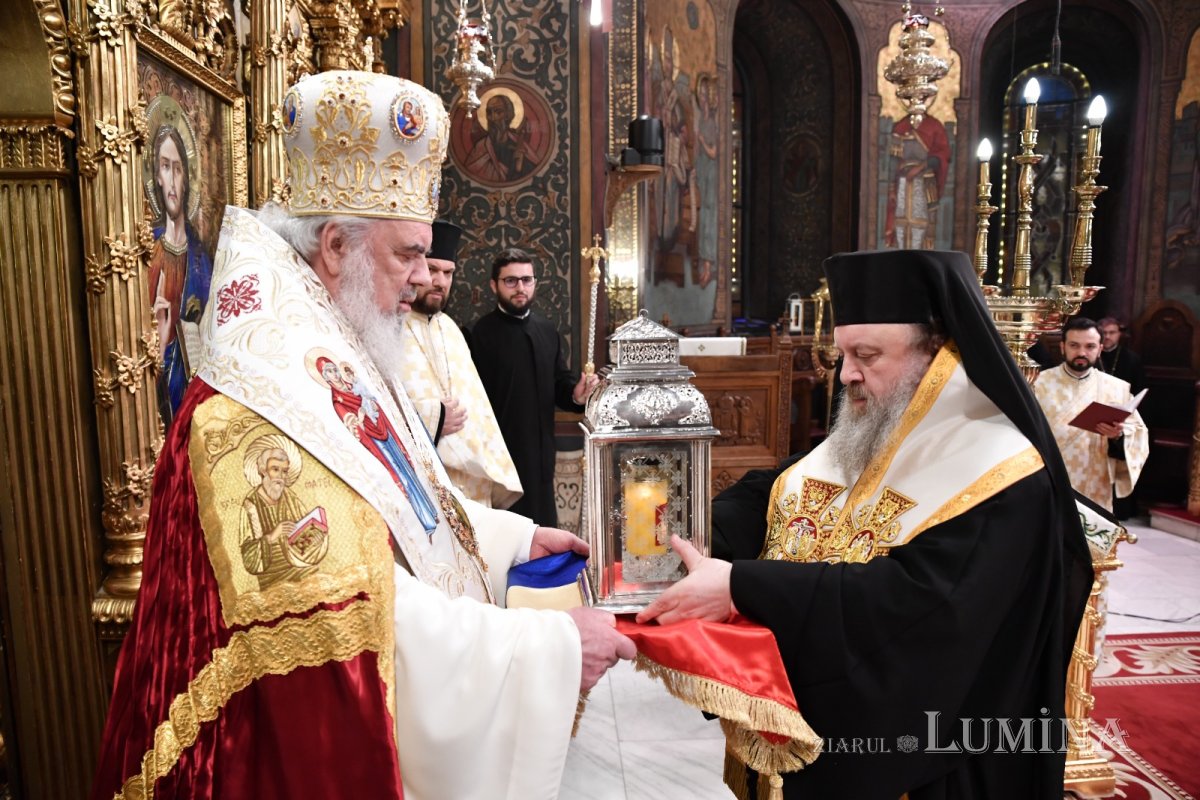 Ceremonia primirii Sfintei Lumini în Catedrala Patriarhală 250549