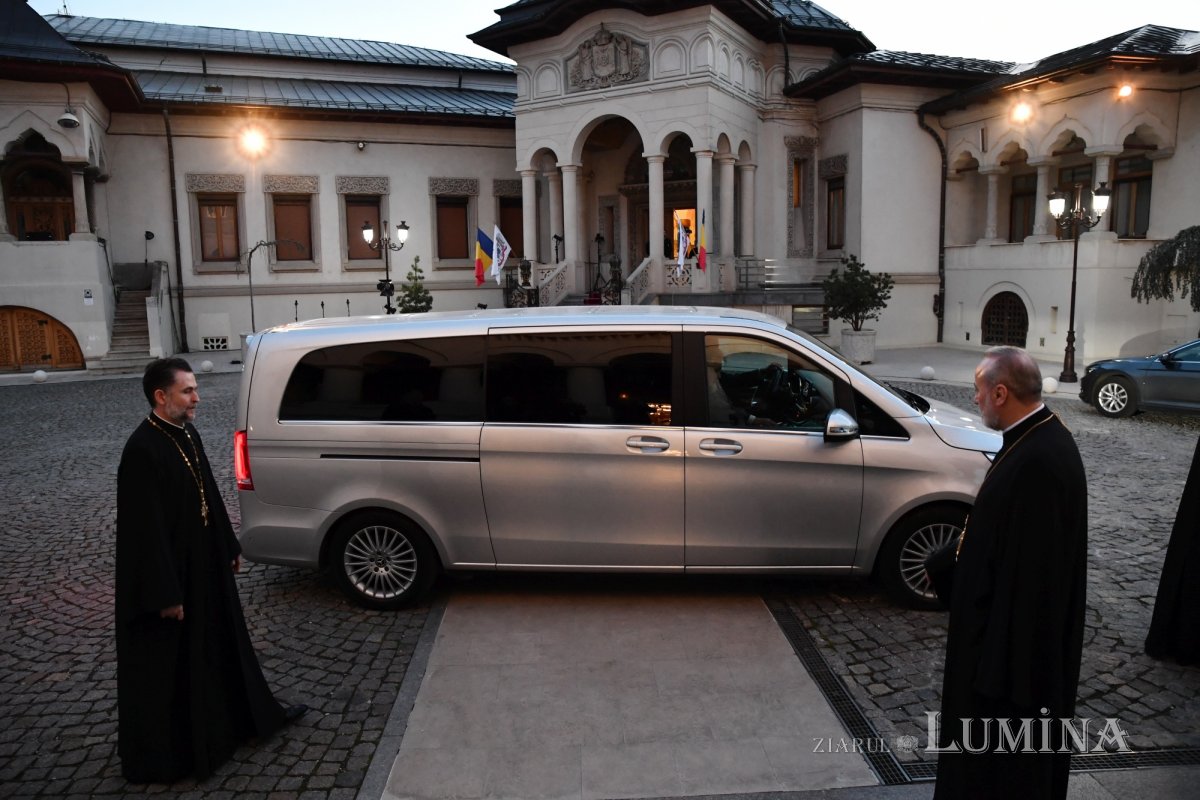 Ceremonia primirii Sfintei Lumini în Catedrala Patriarhală 250550