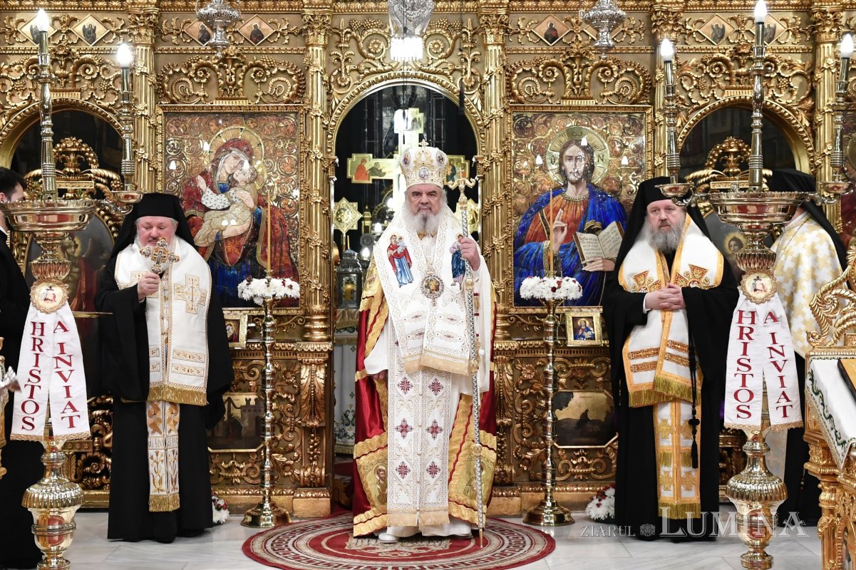 Ceremonia primirii Sfintei Lumini în Catedrala Patriarhală 250565
