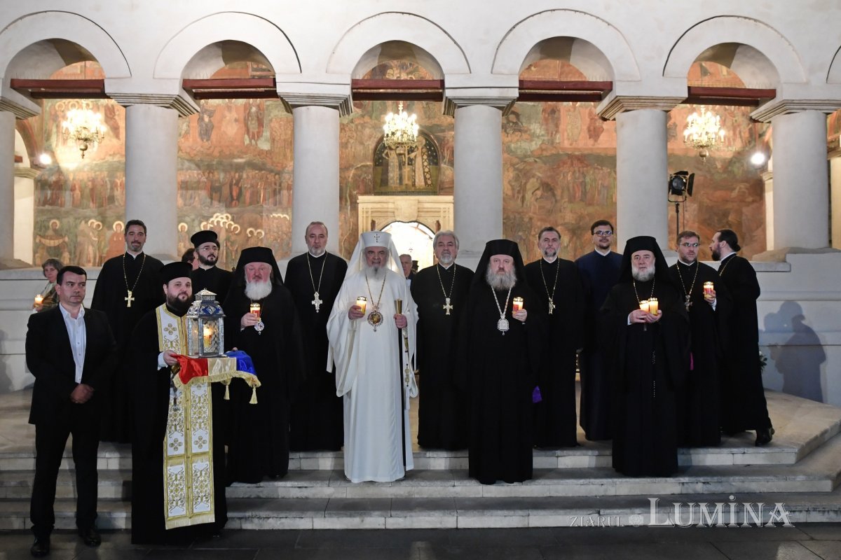 Ceremonia primirii Sfintei Lumini în Catedrala Patriarhală 250568