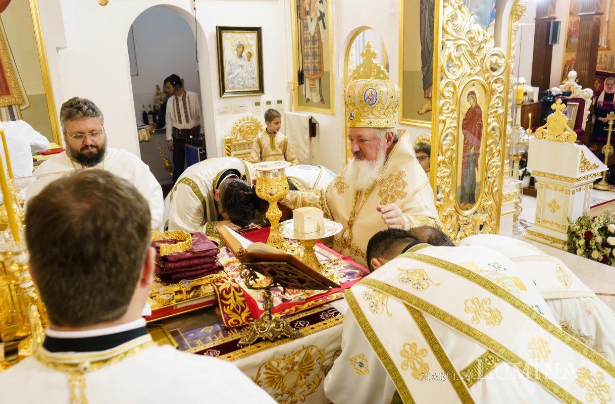 Paraclisul Catedralei Naționale și‑a sărbătorit hramul 251445