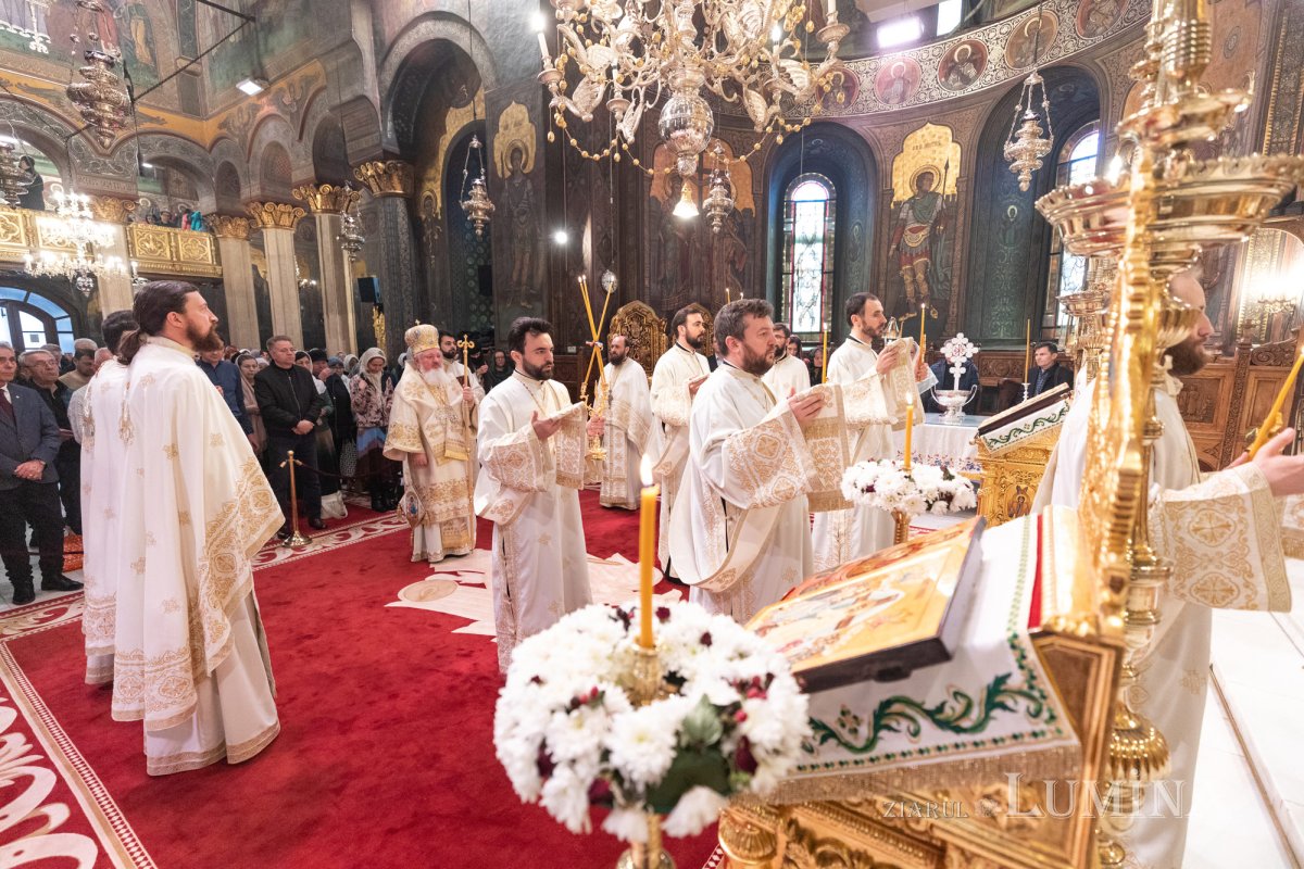 Binecuvântarea Izvorului Tămăduirii pentru bucureșteni  251771