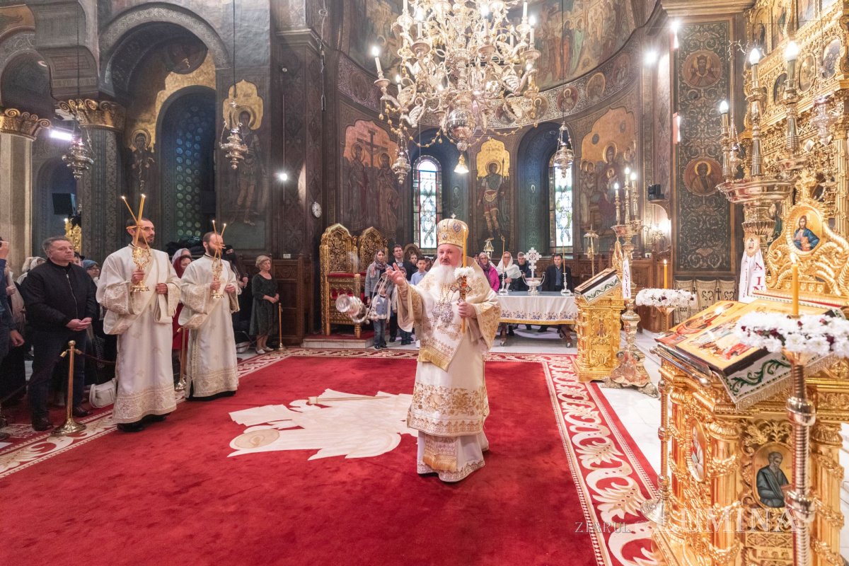 Binecuvântarea Izvorului Tămăduirii pentru bucureșteni  251842