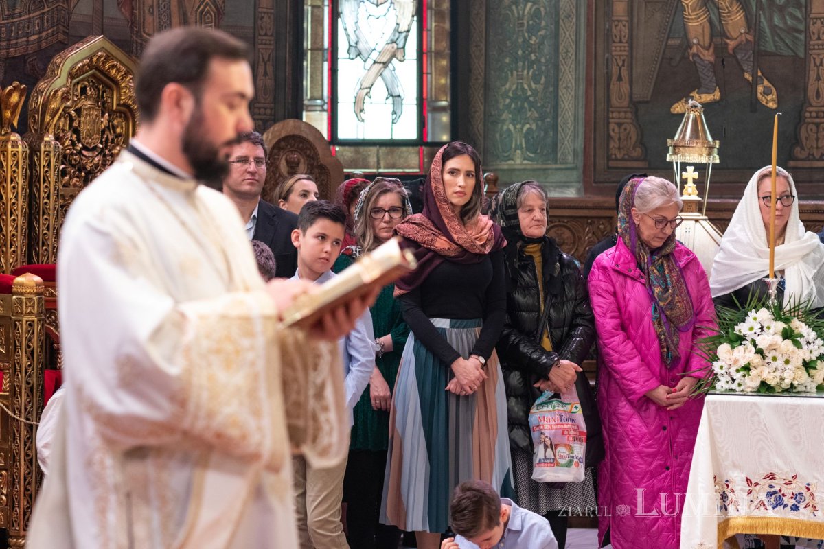 Binecuvântarea Izvorului Tămăduirii pentru bucureșteni  251846