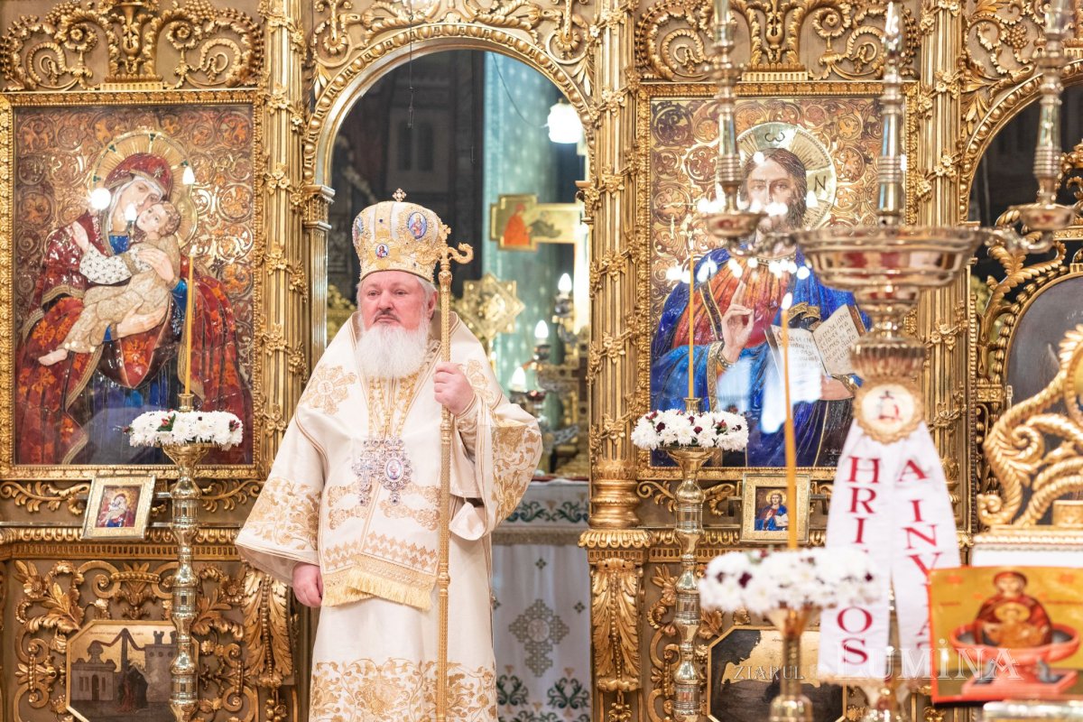 Binecuvântarea Izvorului Tămăduirii pentru bucureșteni  251850