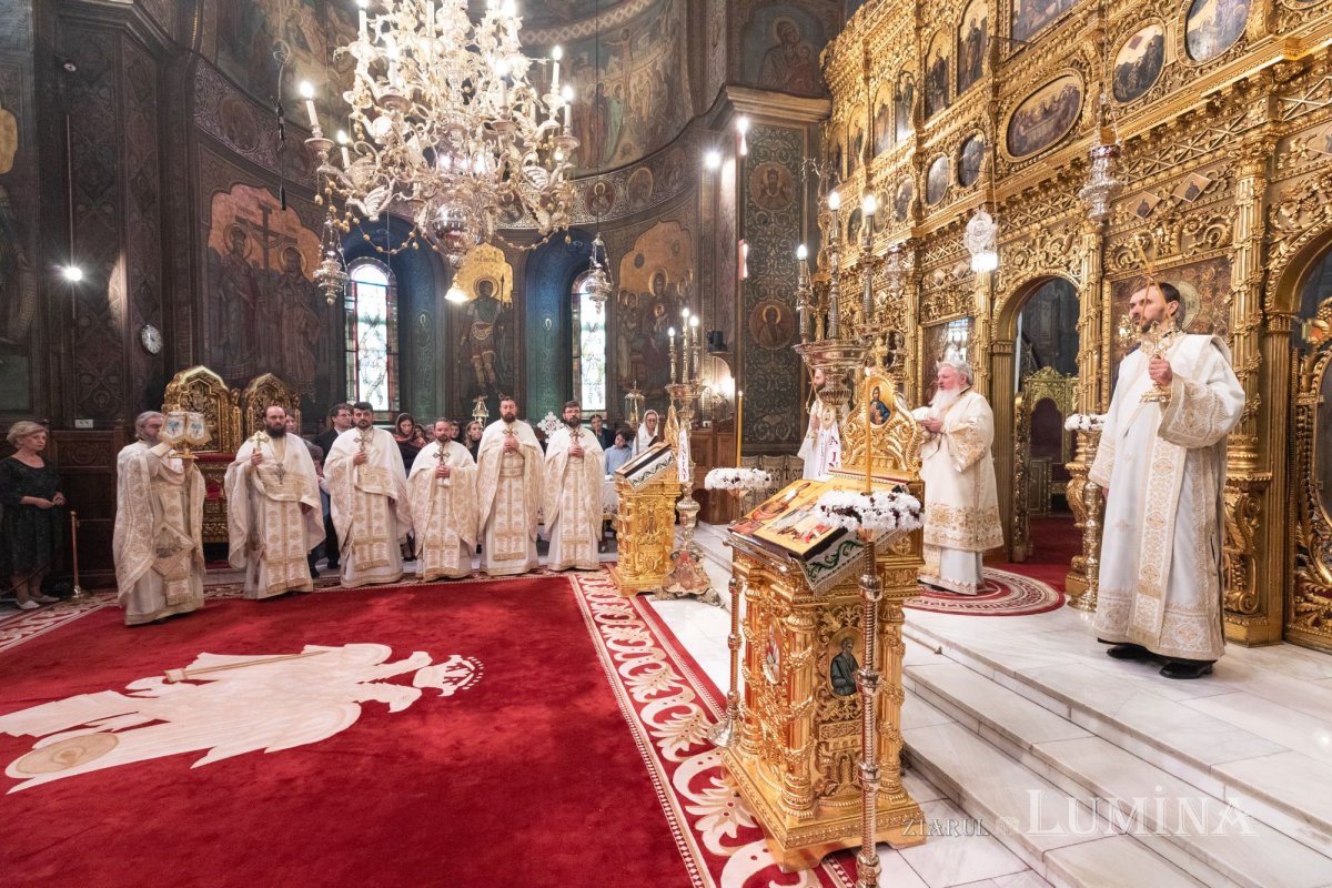 Binecuvântarea Izvorului Tămăduirii pentru bucureșteni  251860