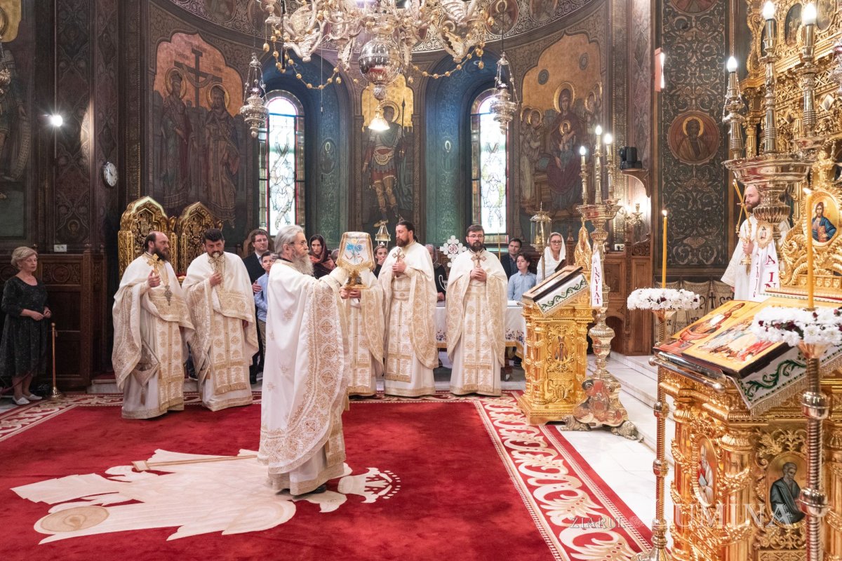 Binecuvântarea Izvorului Tămăduirii pentru bucureșteni  251863