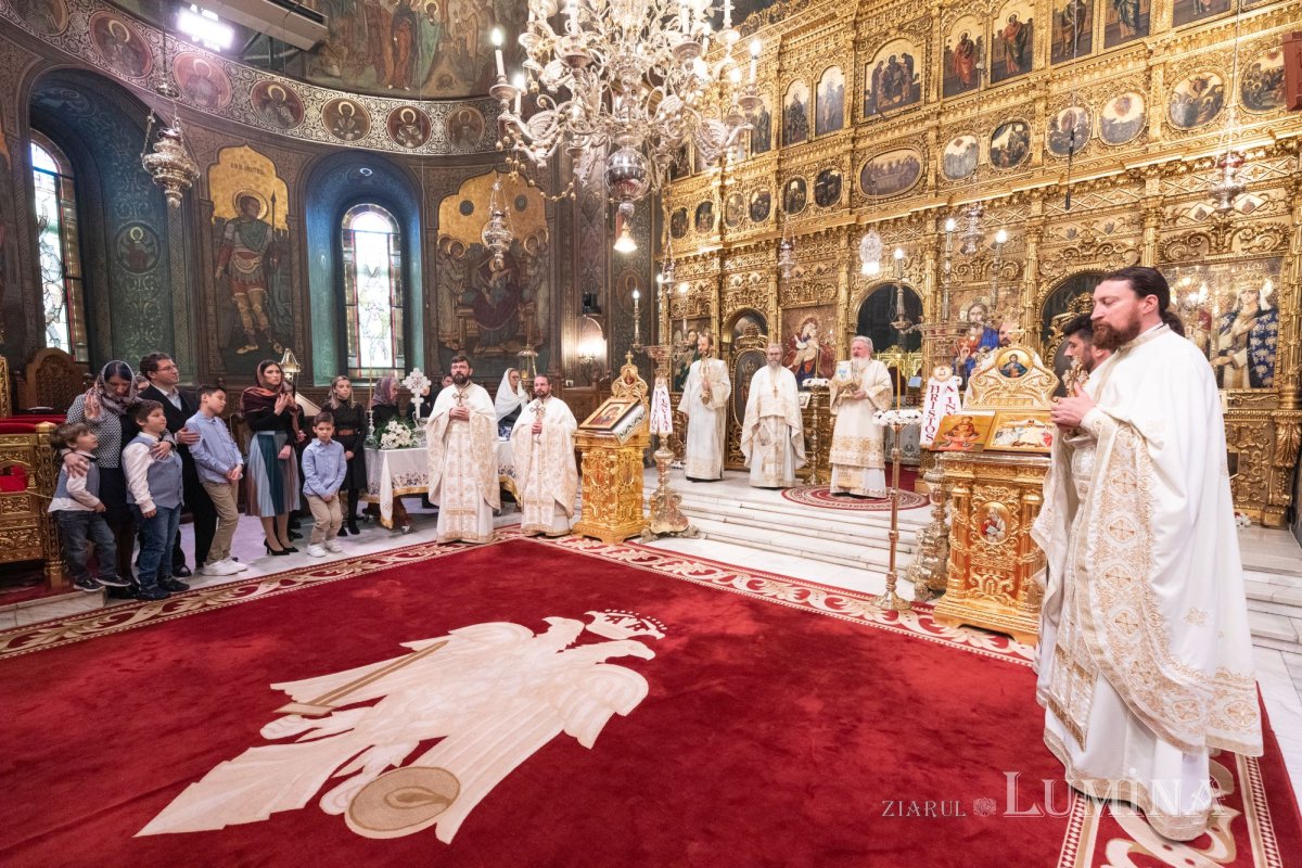 Binecuvântarea Izvorului Tămăduirii pentru bucureșteni  251865