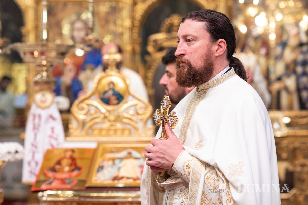 Binecuvântarea Izvorului Tămăduirii pentru bucureșteni  251866