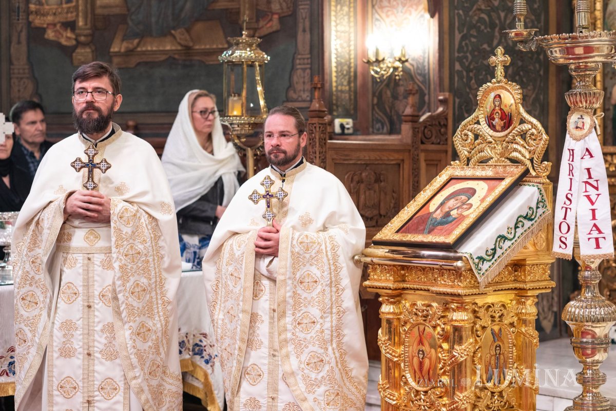 Binecuvântarea Izvorului Tămăduirii pentru bucureșteni  251867