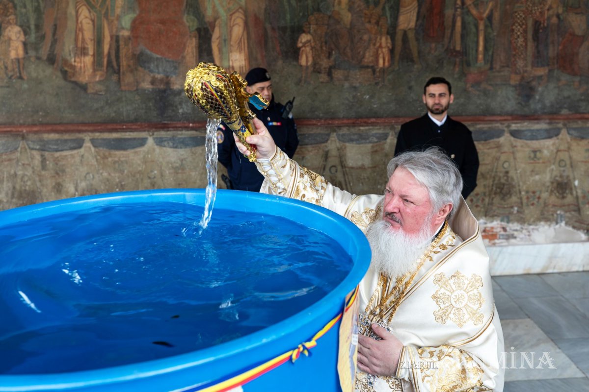 Binecuvântarea Izvorului Tămăduirii pentru bucureșteni  251897