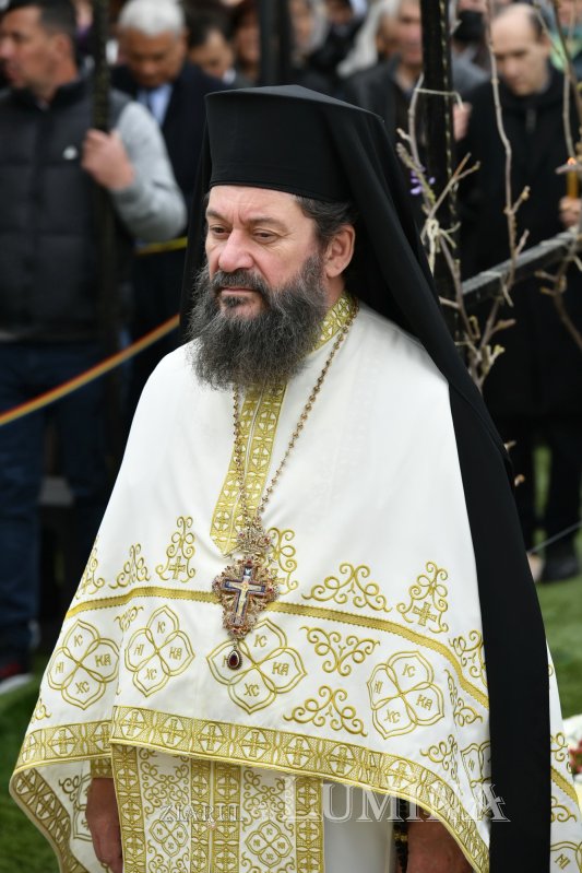 Pelerinaj la izvorul tămăduitor al Mănăstirii Ghighiu 251782