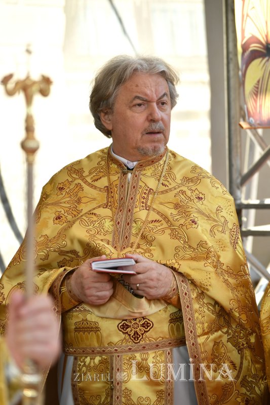 Înnoire la Biserica Domnească din București 252469