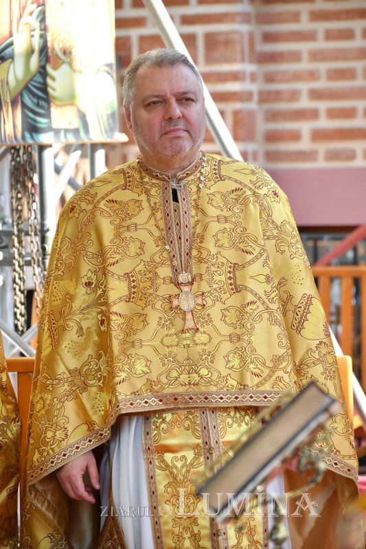 Înnoire la Biserica Domnească din București 252470