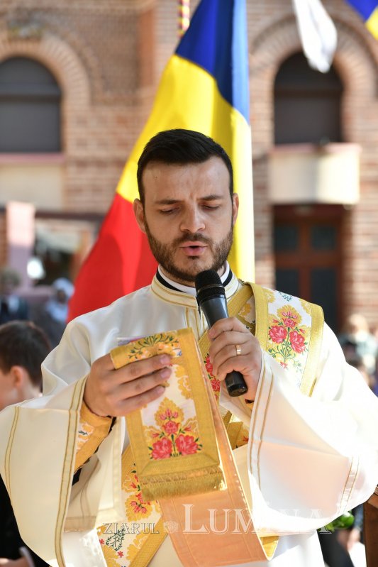 Înnoire la Biserica Domnească din București 252472