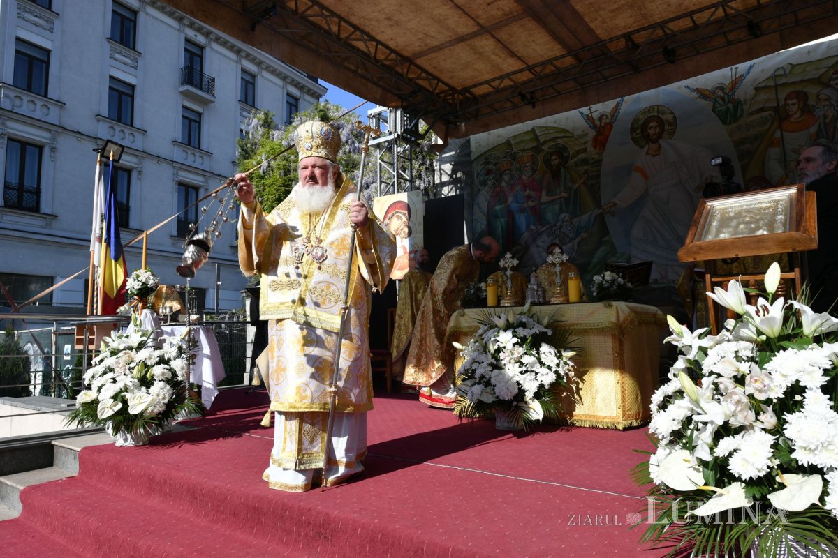 Înnoire la Biserica Domnească din București 252481