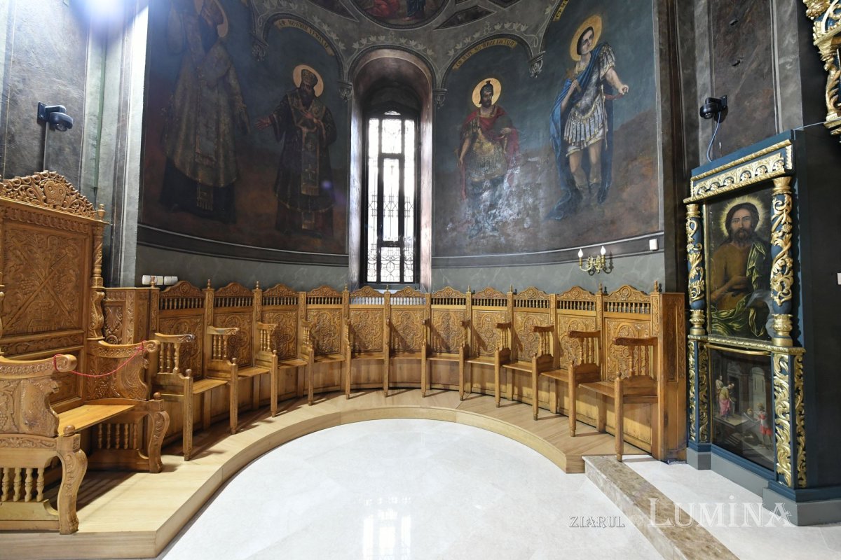 Înnoire la Biserica Domnească din București 252494