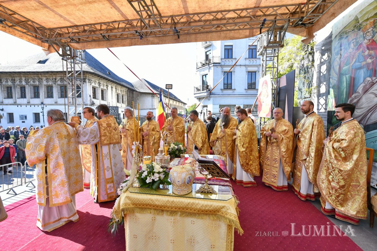 Înnoire la Biserica Domnească din București 252497