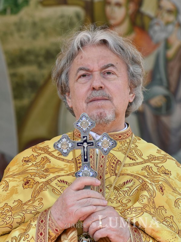 Înnoire la Biserica Domnească din București 252502