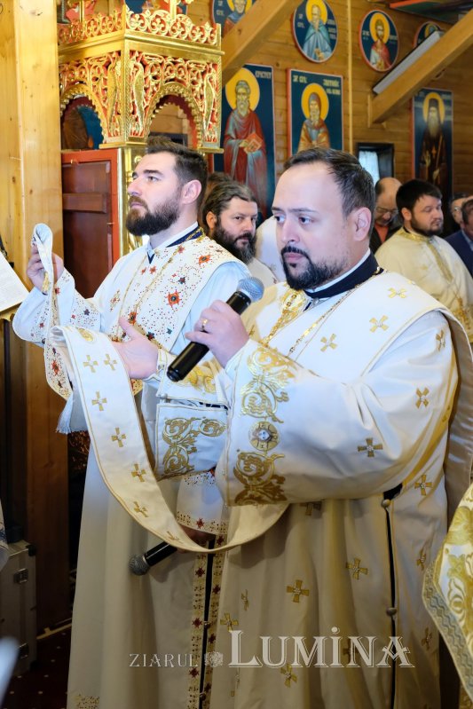 Laudă adusă ocrotitorului Olteniei la Parohia Săbăreni din Buftea 252977