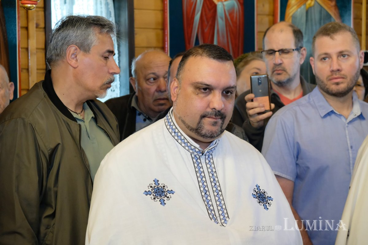 Laudă adusă ocrotitorului Olteniei la Parohia Săbăreni din Buftea 252979