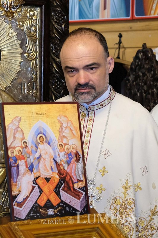 Laudă adusă ocrotitorului Olteniei la Parohia Săbăreni din Buftea 252990