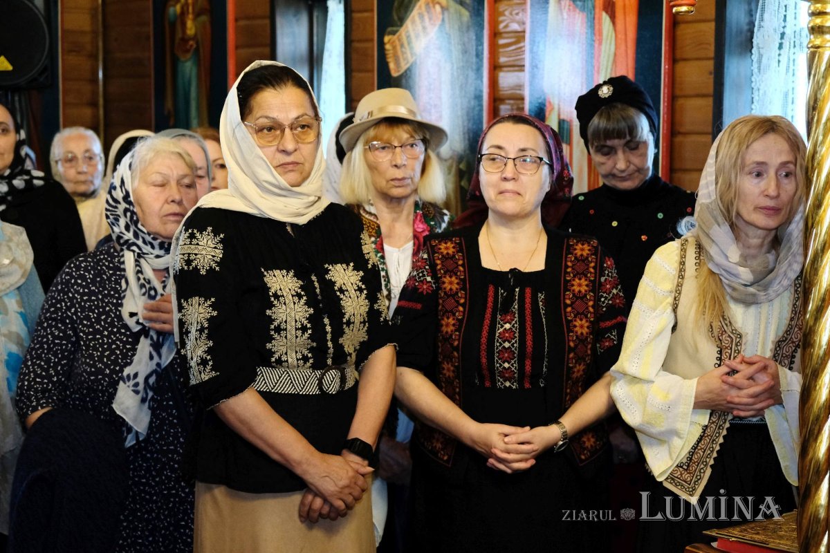 Laudă adusă ocrotitorului Olteniei la Parohia Săbăreni din Buftea 252991