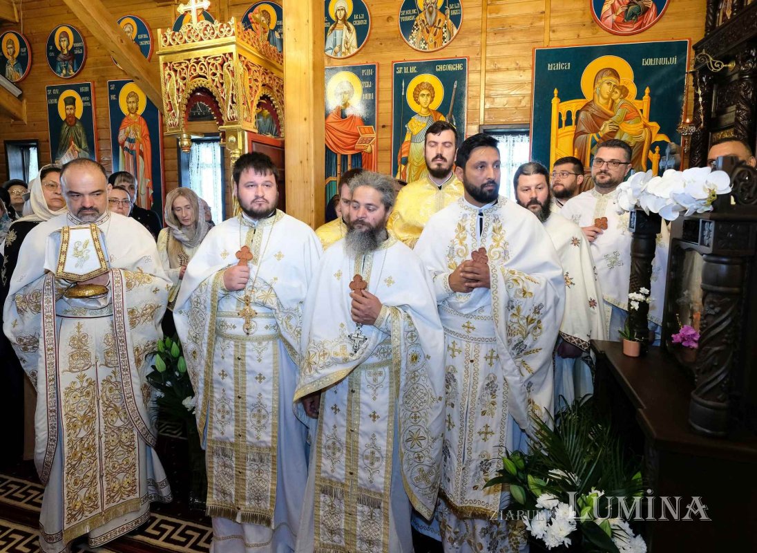 Laudă adusă ocrotitorului Olteniei la Parohia Săbăreni din Buftea 253003