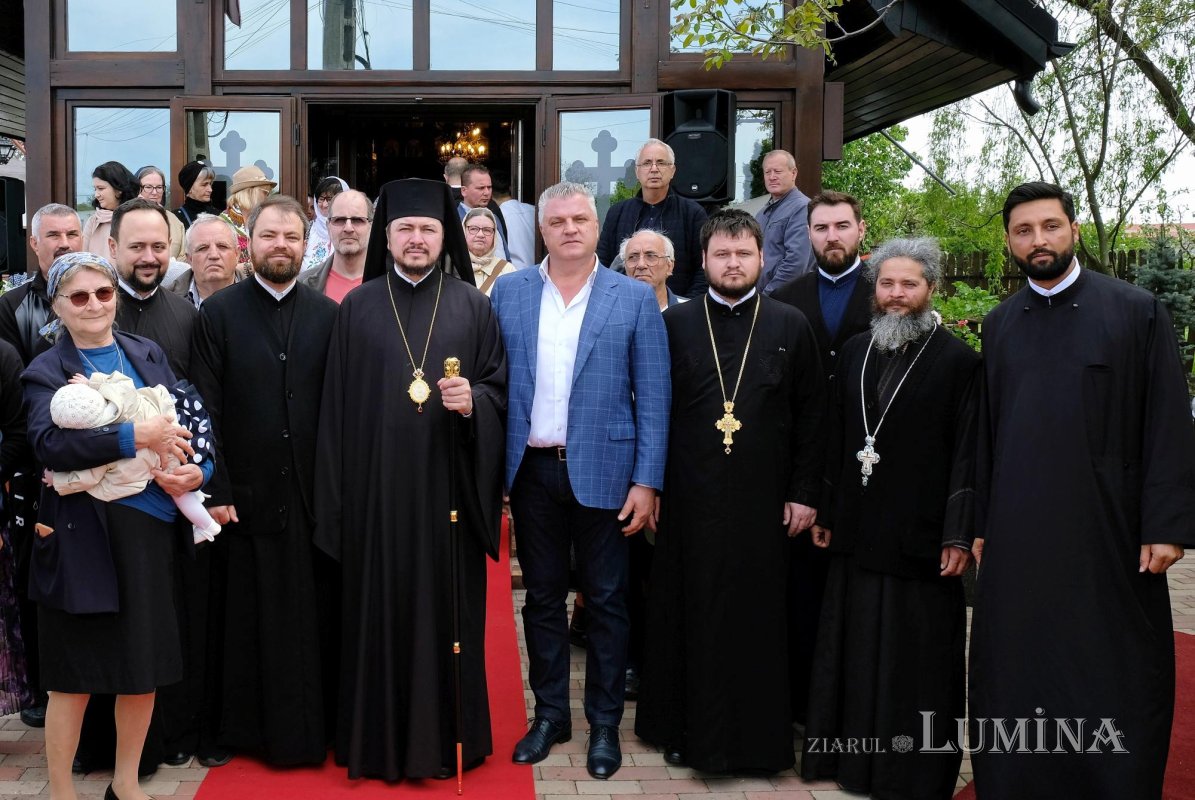 Laudă adusă ocrotitorului Olteniei la Parohia Săbăreni din Buftea 253017