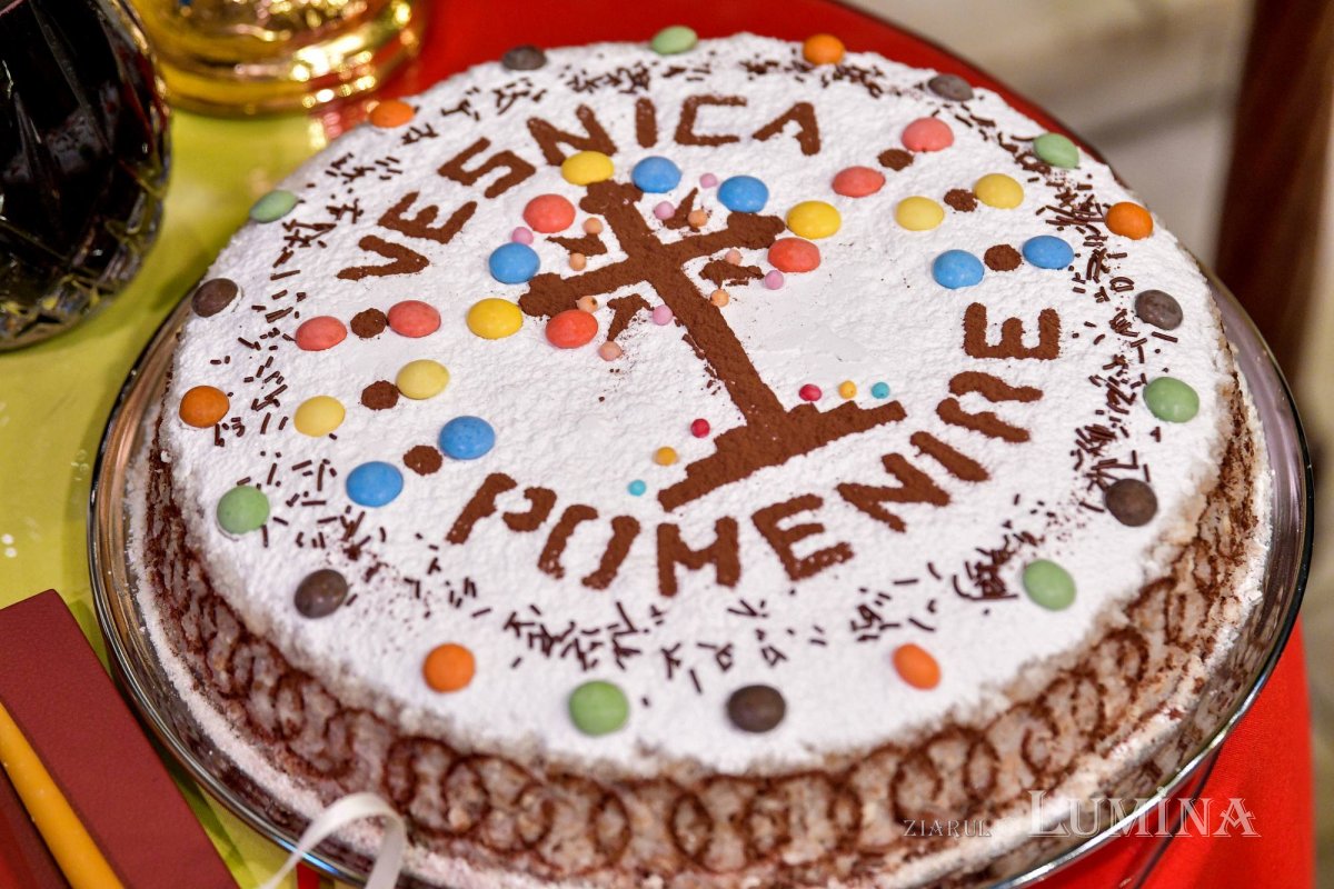 Pomenire și recunoștință regilor României la Catedrala Patriarhală 253704