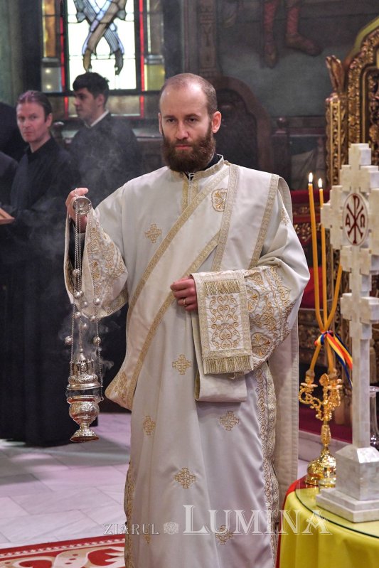 Pomenire și recunoștință regilor României la Catedrala Patriarhală 253718