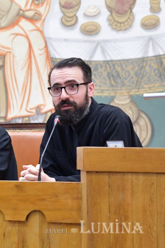 Premierea elevilor din București olimpici la Religie 253761