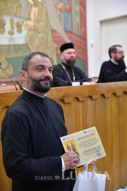Premierea elevilor din București olimpici la Religie 253767