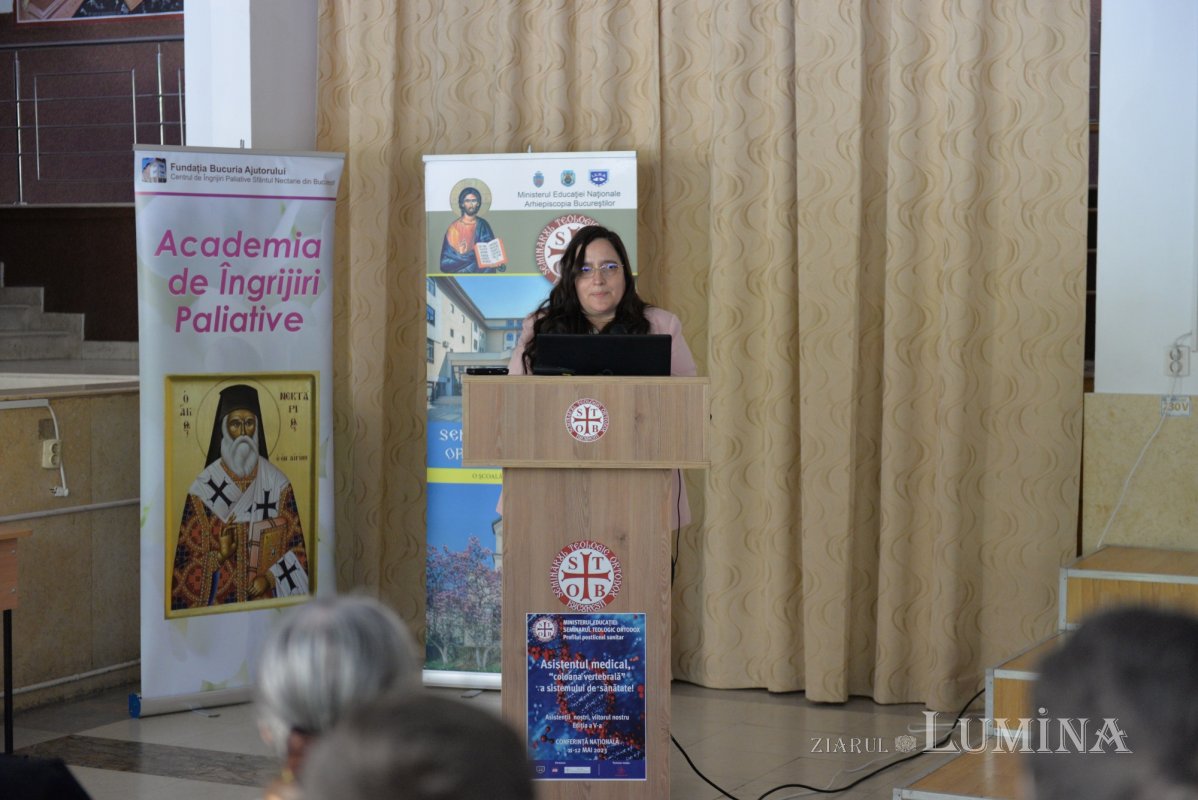 Conferință despre rolul asistentului medical la Seminarul Teologic din București 253885