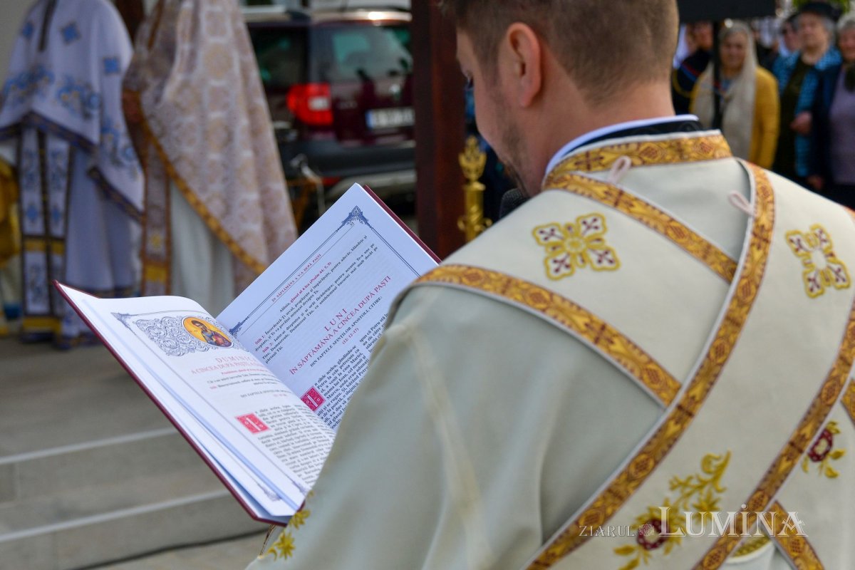 Înnoire și binecuvântare în Parohia Goruna din județul Prahova 254211