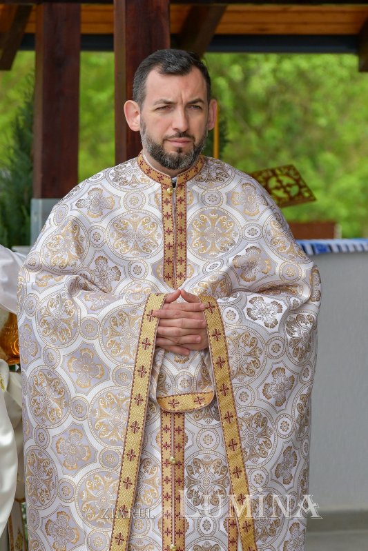 Înnoire și binecuvântare în Parohia Goruna din județul Prahova 254223