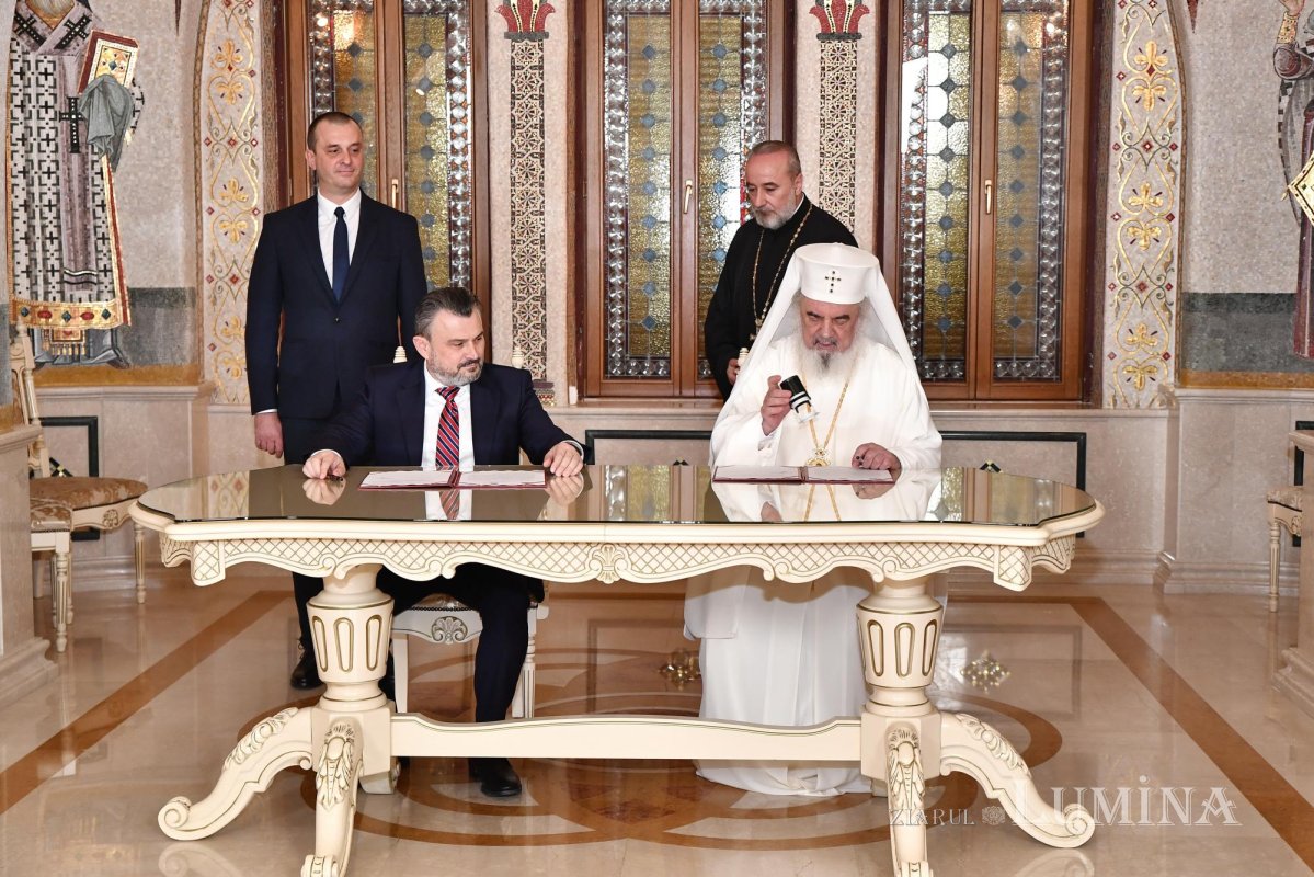 Protocol de cooperare între Patriarhia Română și Departamentul pentru Românii de Pretutindeni 254434