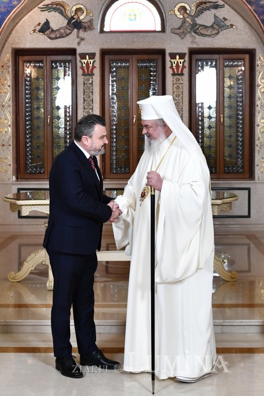 Protocol de cooperare între Patriarhia Română și Departamentul pentru Românii de Pretutindeni 254443