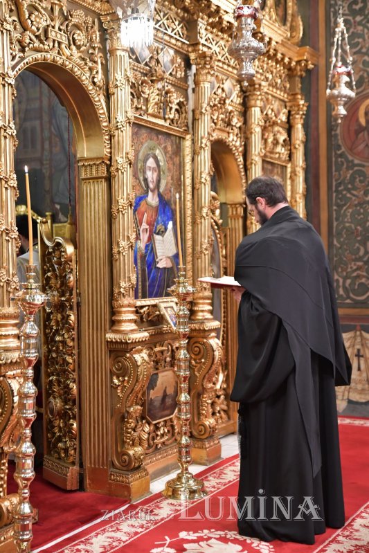 Laudă de seară adusă Sfinților Împărați la Catedrala Patriarhală 254770